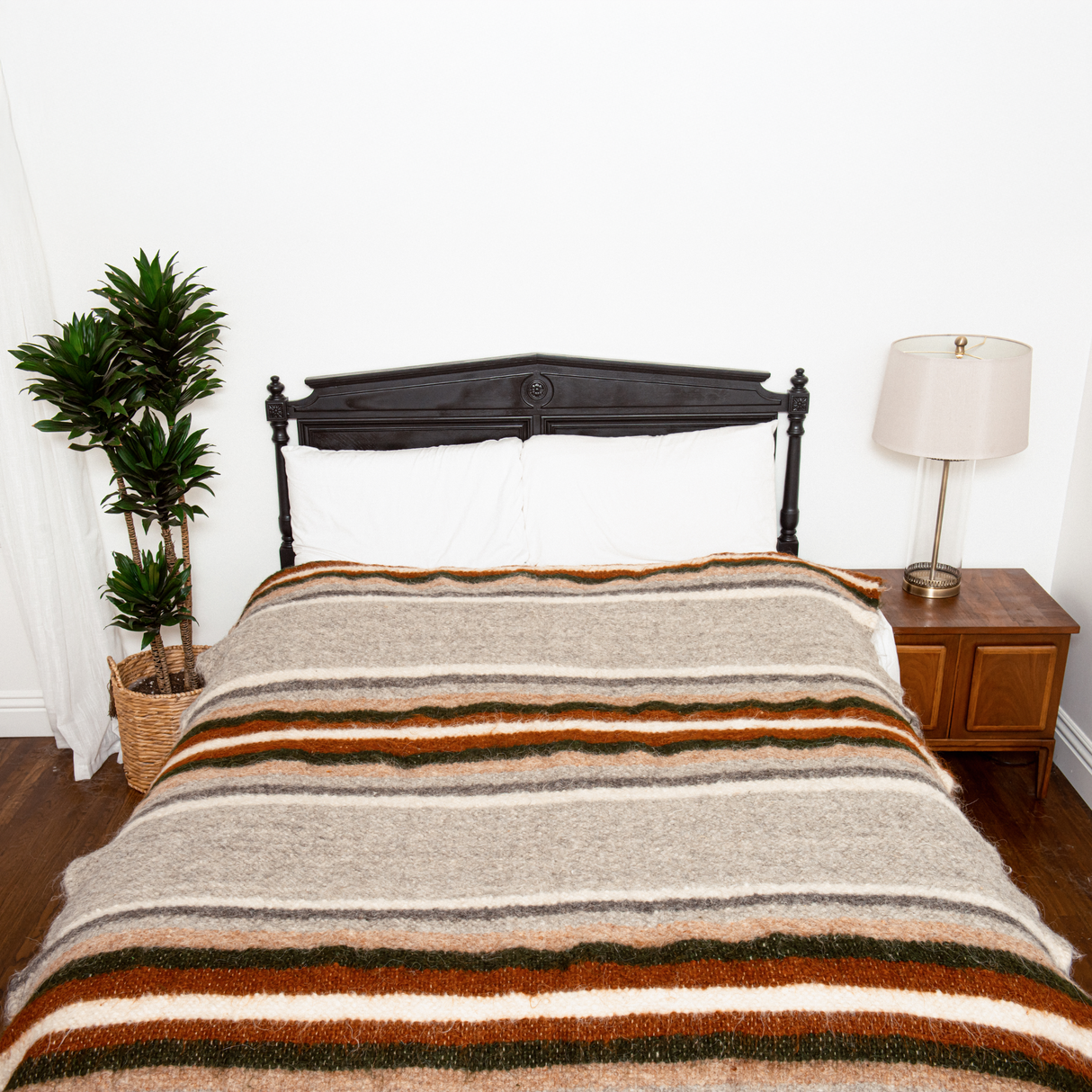 Mudry (Wise) Wool Statement Bed Blanket