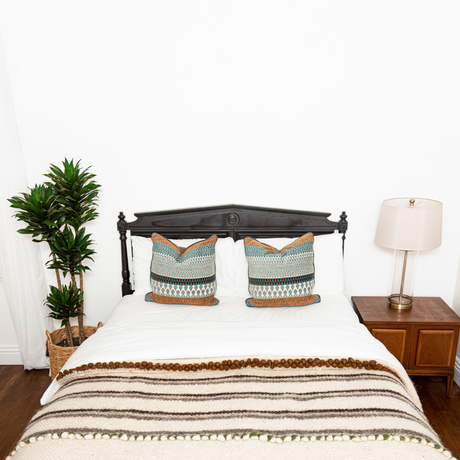 Faino (Fine) Wool Statement Bed Blanket