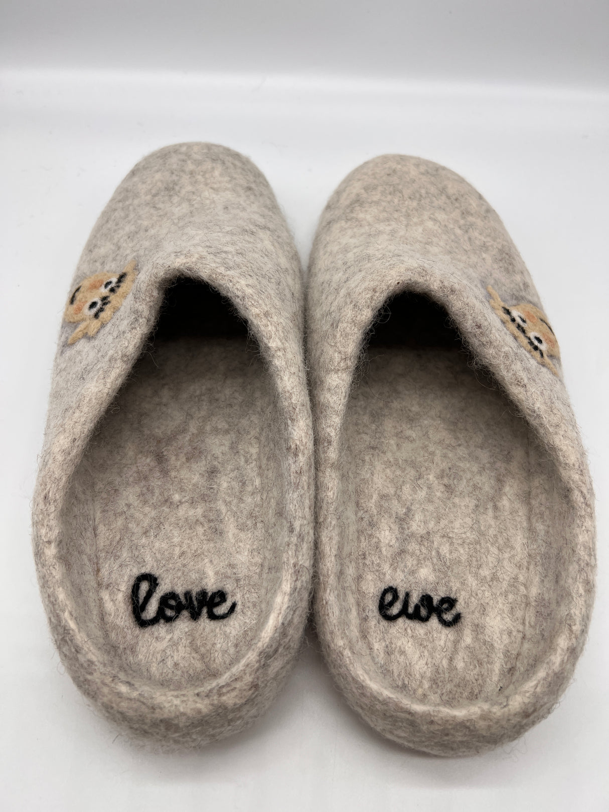 Love Ewe Hand-Felted Organic Wool Slippers for Men (Blush)