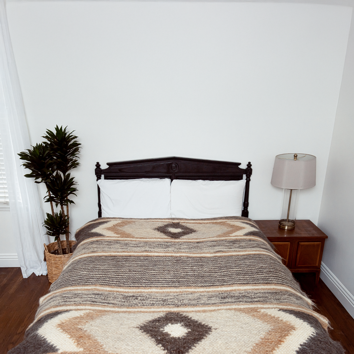 Peremoha (Victory) Wool Statement Bed Blanket