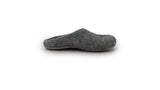 A single Love Ewe Hand-Felted Organic Wool Slipper for Men (Beau-G) in gray, with a closed toe and open back, handmade in Nepal, displayed on a white background.