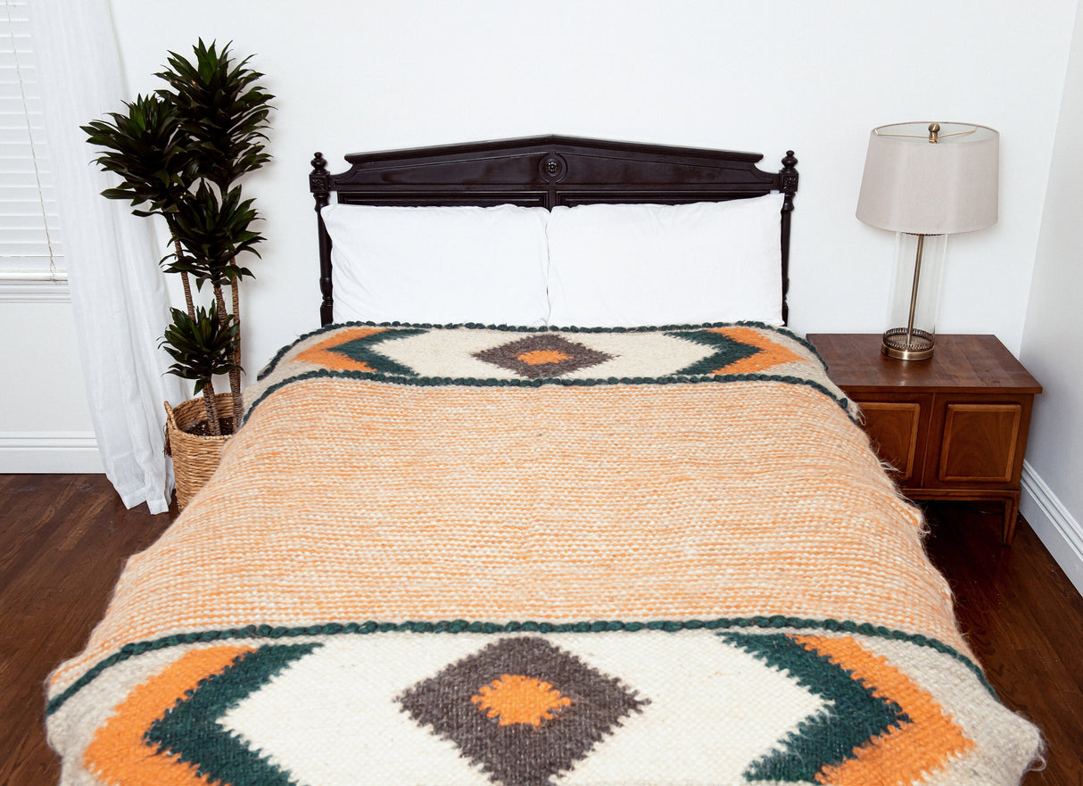 Handmade Organic Natural 100% Sheep Wool Woven Statement Blanket Bed Covering Bedspread Duvet