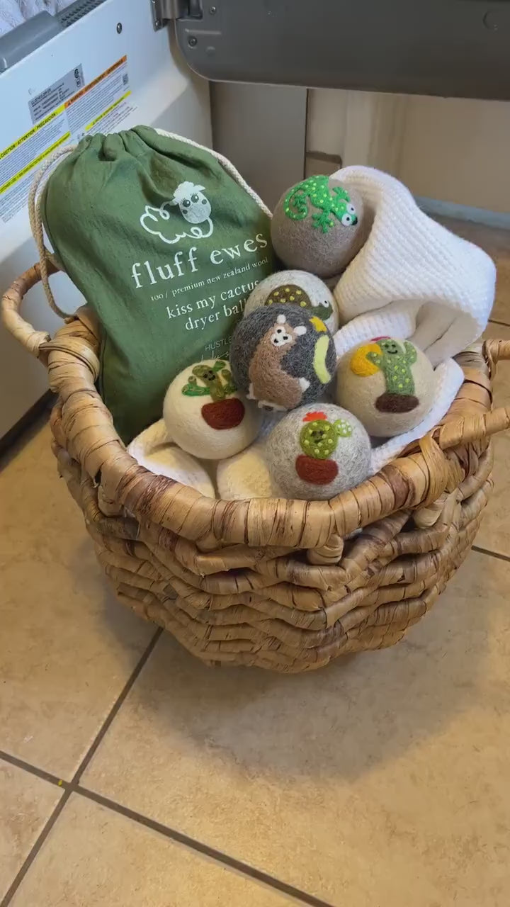 NEW!  Fluff Ewes "Kiss my Cactus" premium wool dryer balls, set of 6, Natural Fabric Softener, Wrinkle Reducer, Eco-friendly