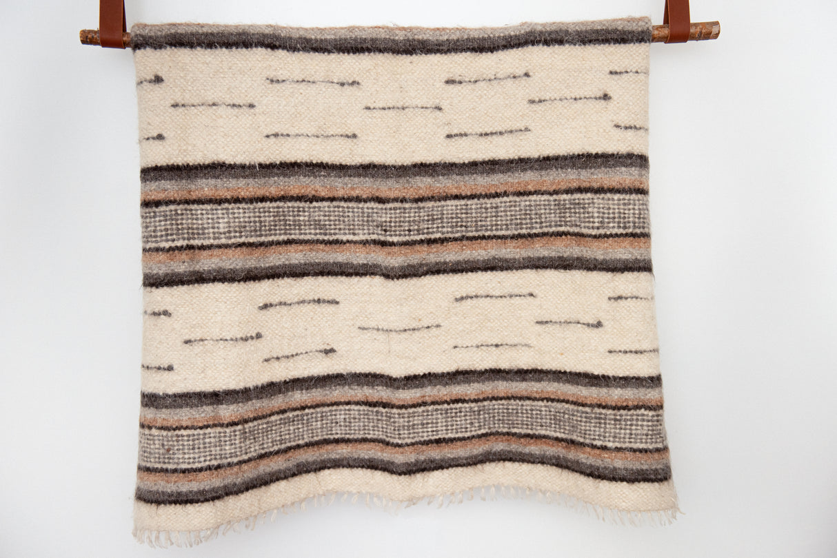 Gratsia (Grace) Wool Statement Bed Blanket