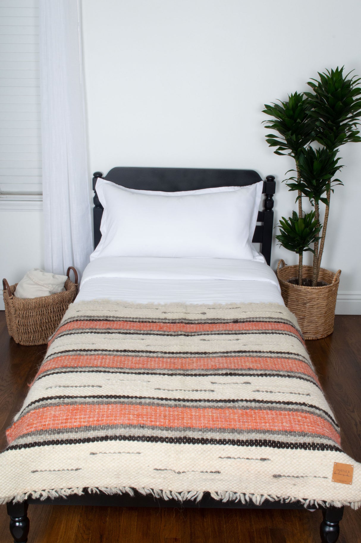 Chudovo (Well) Wool Statement Throw / Baby Blanket