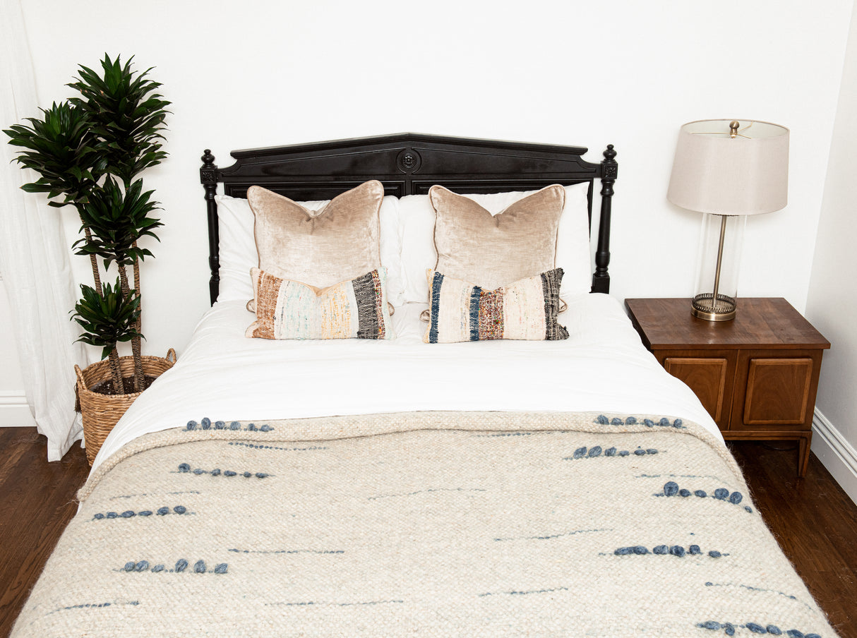 Horoshy (Kind) Wool Statement Bed Blanket