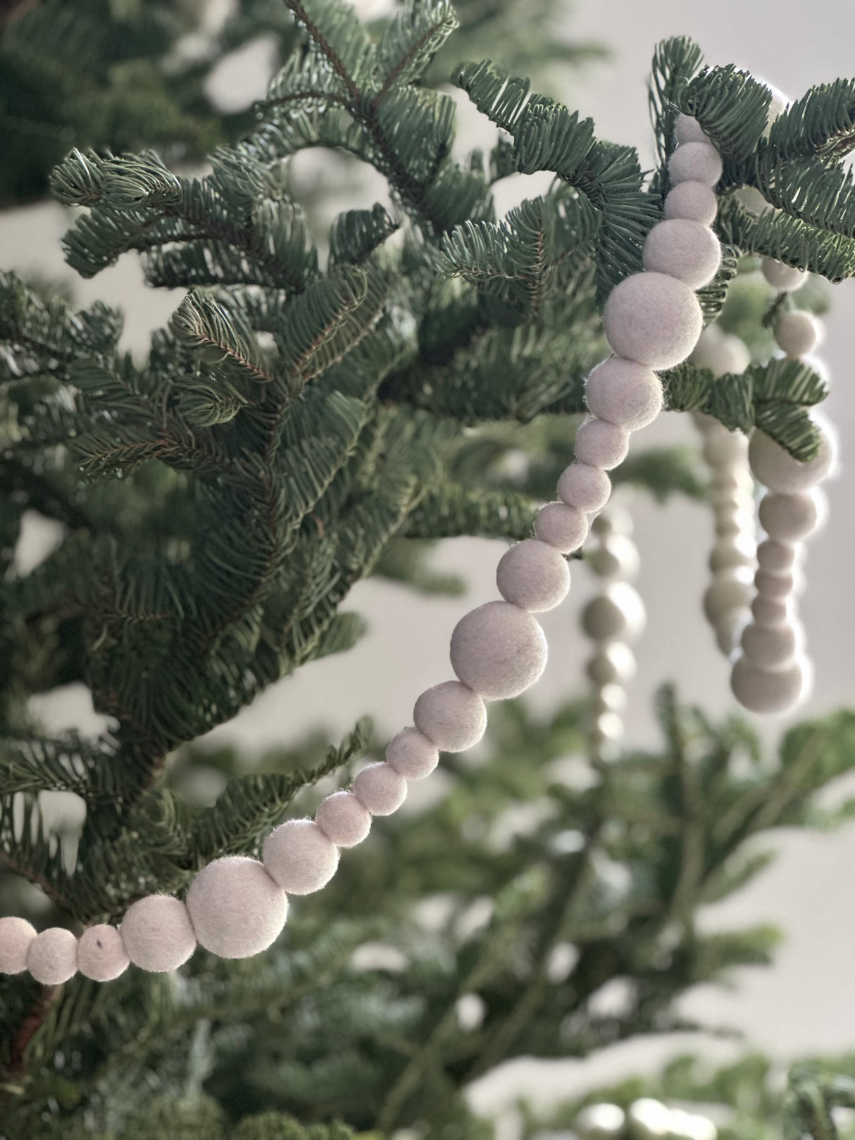 8' Hand-Felted Natural White Wool Garland